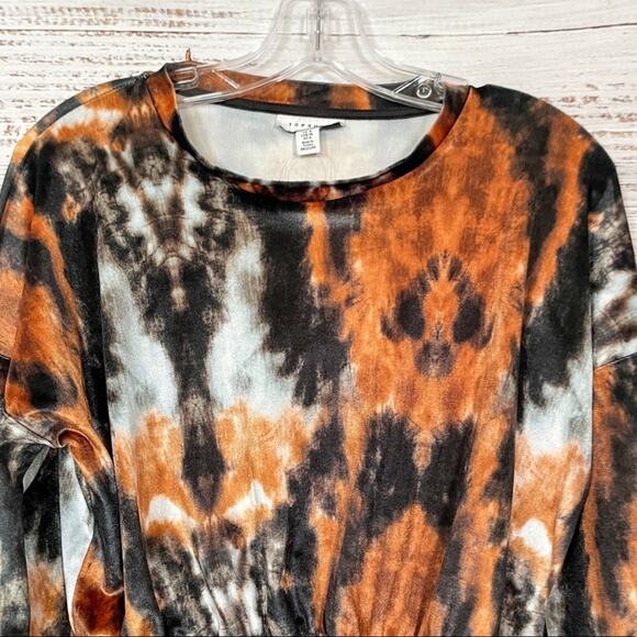 NEW with tags, Topshop Cropped Velour Sweatshirt Top, NWT, Size 4, MSRP $68 - Picture 2 of 10